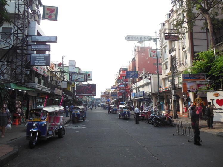khoa San Road